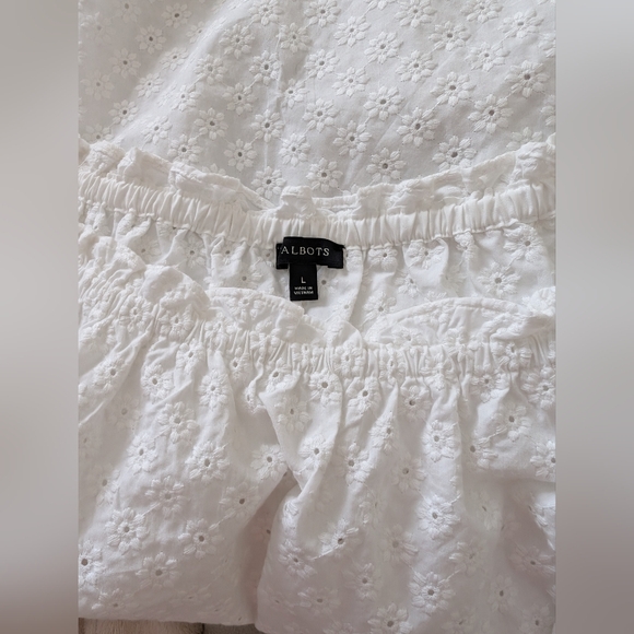 Talbots Classic Eyelet Top - Picture 4 of 8